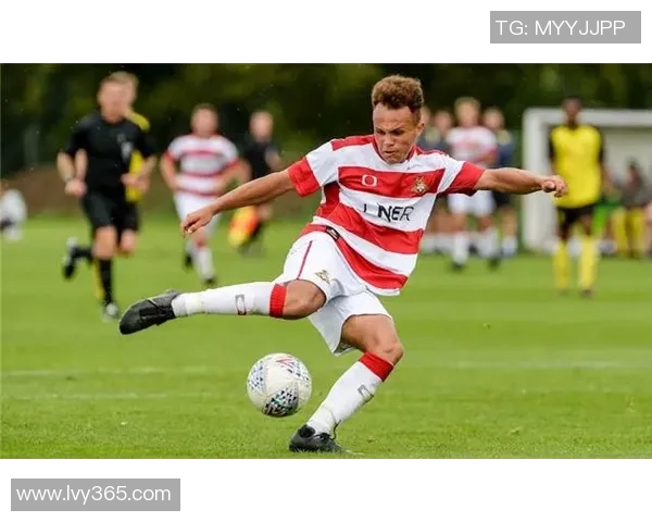 唐卡斯主场迎战林肯城期待精彩对决双方争夺关键积分展现球队实力与斗志